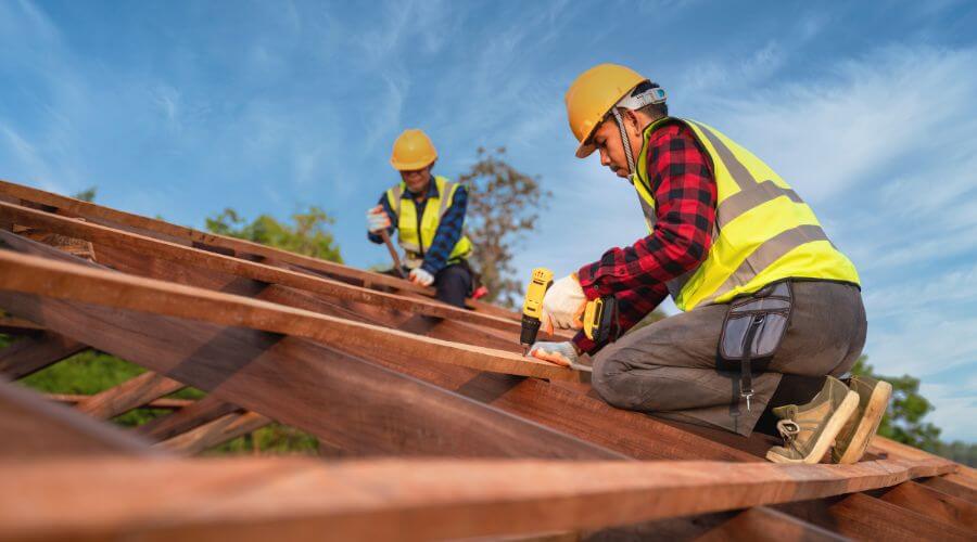 Professional Flat Roofing Installation services in Quinebaug, CT